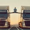 jean-claude-van-damme-split-volvo