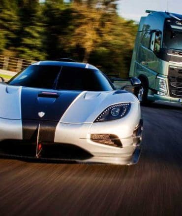 volvo-trucks-vs-koenigsegg