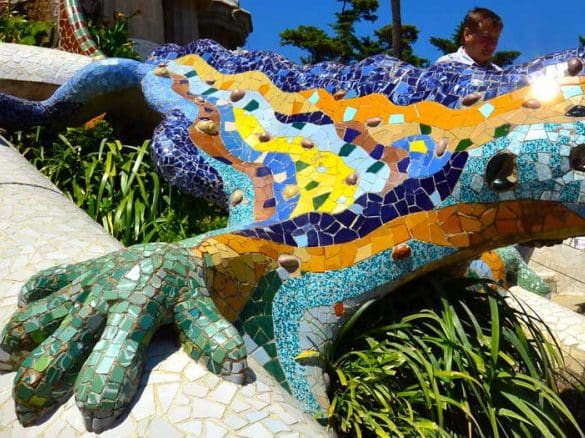 ontdek-barcelona-in-gaudi-stijl