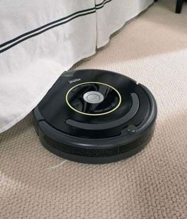 automatische stofzuiger die het huis schoon houdt