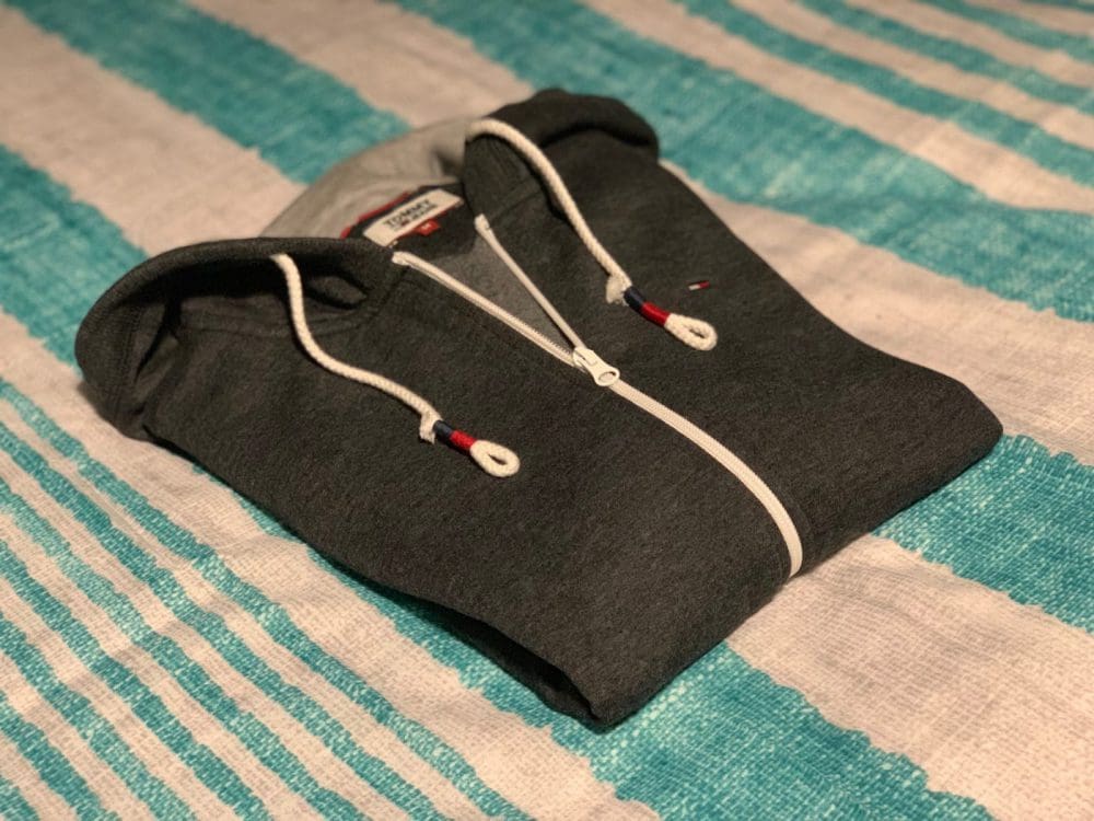 tommy hilfiger sweater