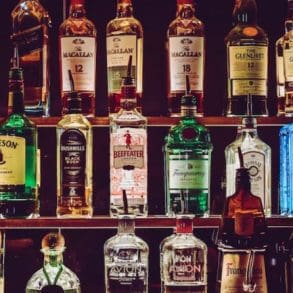 mancave-whisky-rum-drank