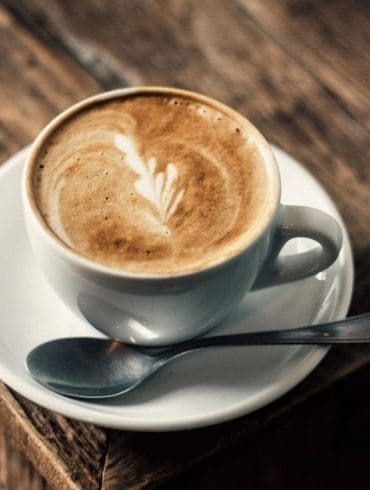 leuke-feiten-en-fabels-over-ons-bakje-koffie