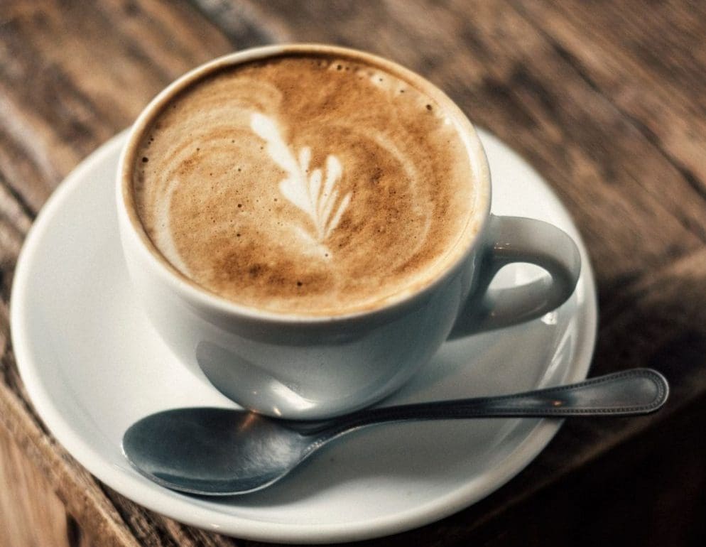 leuke-feiten-en-fabels-over-ons-bakje-koffie