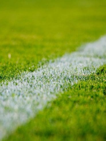 kunstgras-in-je-tuin-versus-kunstgras-op-een-voetbalveld