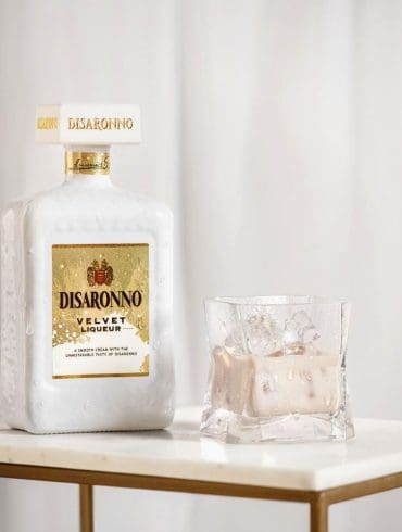 deze-geschenkverpakking-van-disaronno-is-het-ideale-kerstcadeau