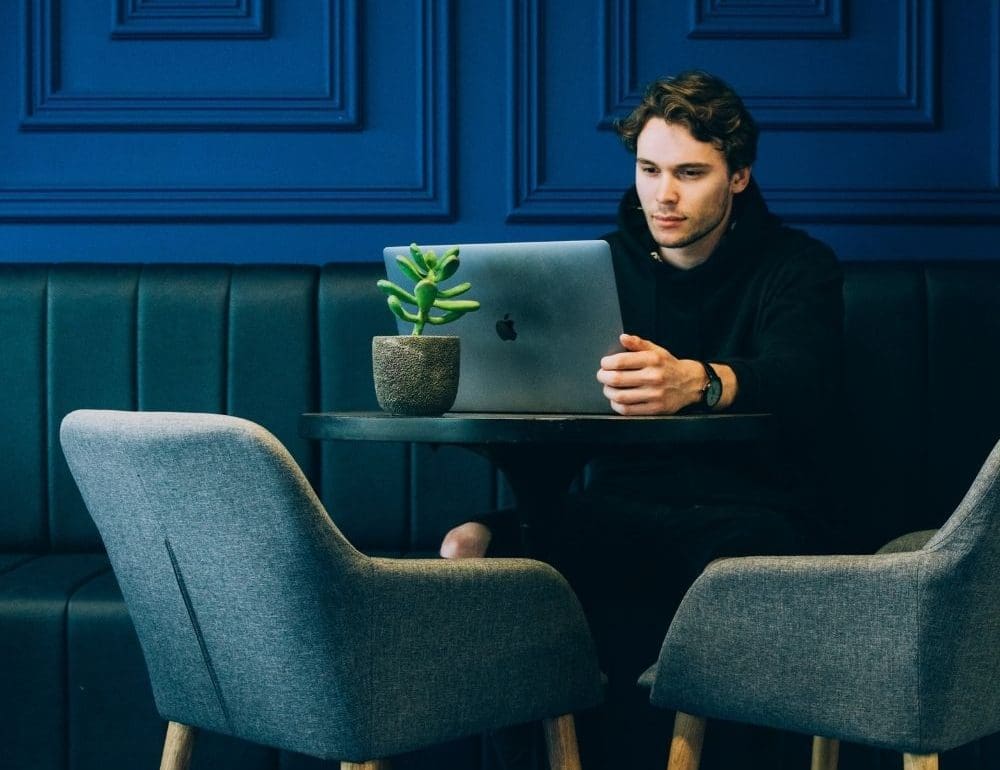 vergroot-je-werkgeluk-en-ga-met-meer-plezier-naar-je-job