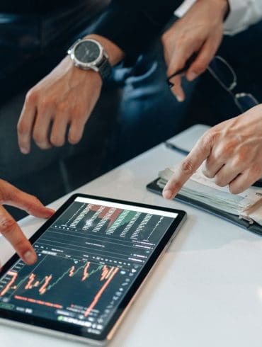 tips-om-de-koers-van-cryptovaluta-als-bitcoin-en-ripple-bij-te-houden