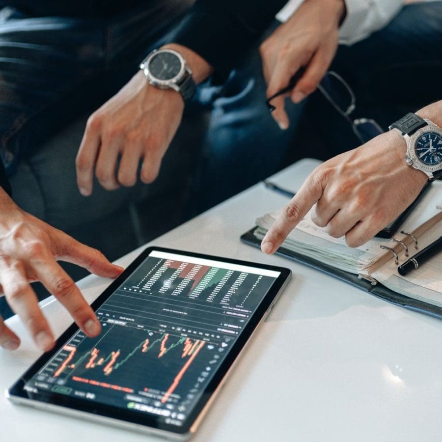 tips-om-de-koers-van-cryptovaluta-als-bitcoin-en-ripple-bij-te-houden