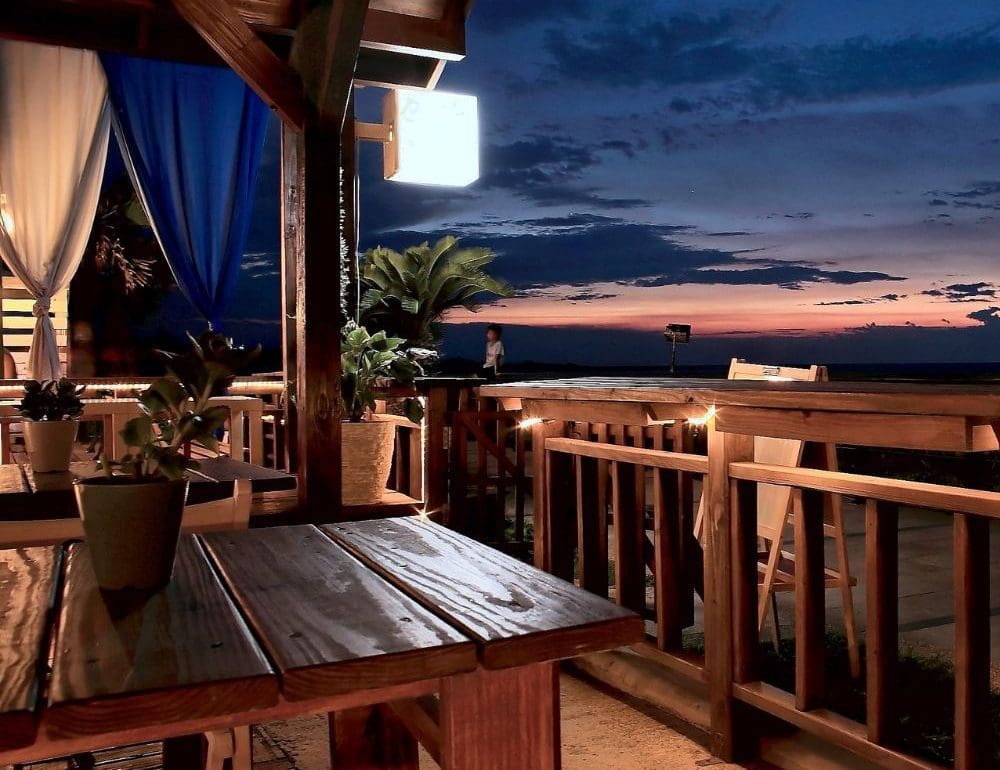 geniet-in-de-winter-van-je-tuin-met-een-overkapping