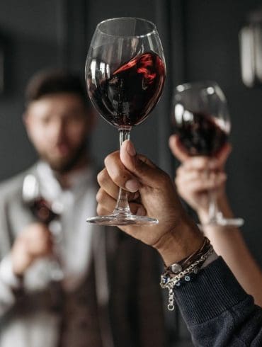 een-opfriscursus-met-de-etiquette-van-rode-wijn