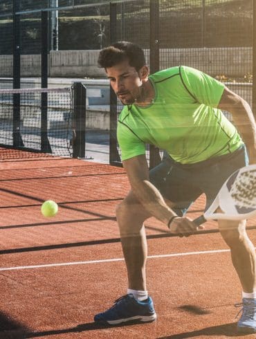 Met deze tips haal jij het beste uit padel deze zomer 