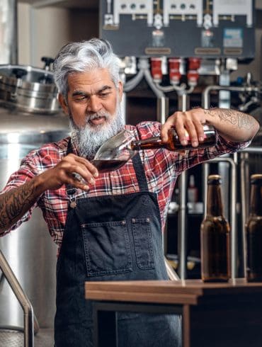 Zelf bier brouwen? Dat doe je zo