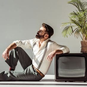 De kunst van het ontspannen: Hoe je als man een luxe avondje thuis organiseert