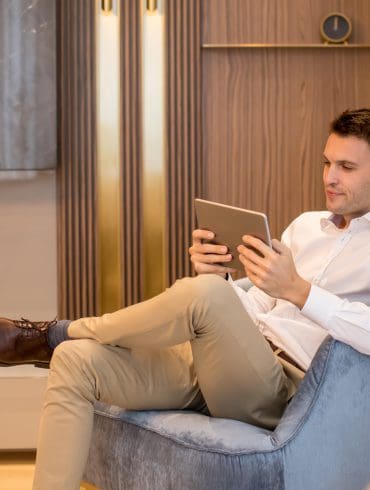 Je woonkamer modern inrichten? Zo doe je dat