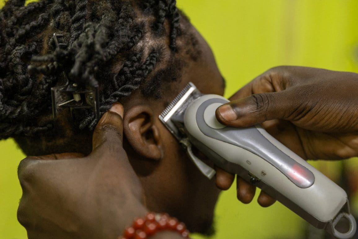 Hoe houd je je kapsel fris met een tondeuse?