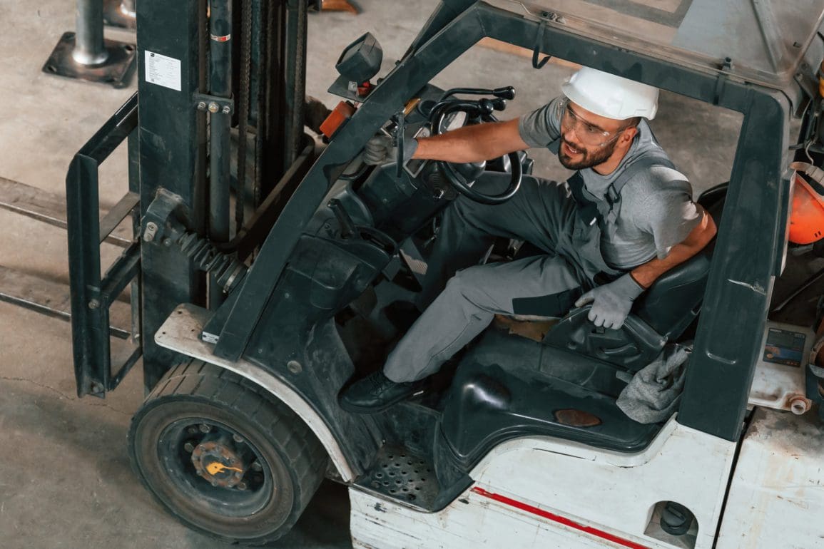 Met Naswerkt vul jij je vacatures voor een heftruckchauffeur eenvoudig in