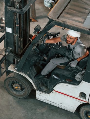 Met Naswerkt vul jij je vacatures voor een heftruckchauffeur eenvoudig in