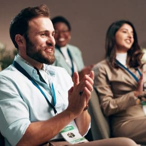 Deze inspirerende TED Talks zetten je aan het denken