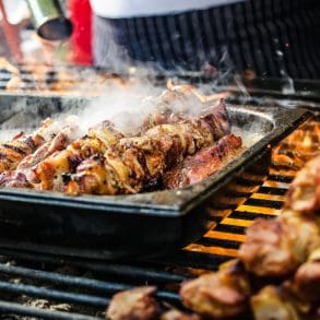 Dit is waarom mannen en barbecueën een gouden combinatie is