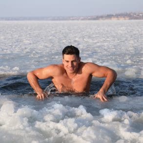 De fysieke en mentale voordelen van een ijsbad