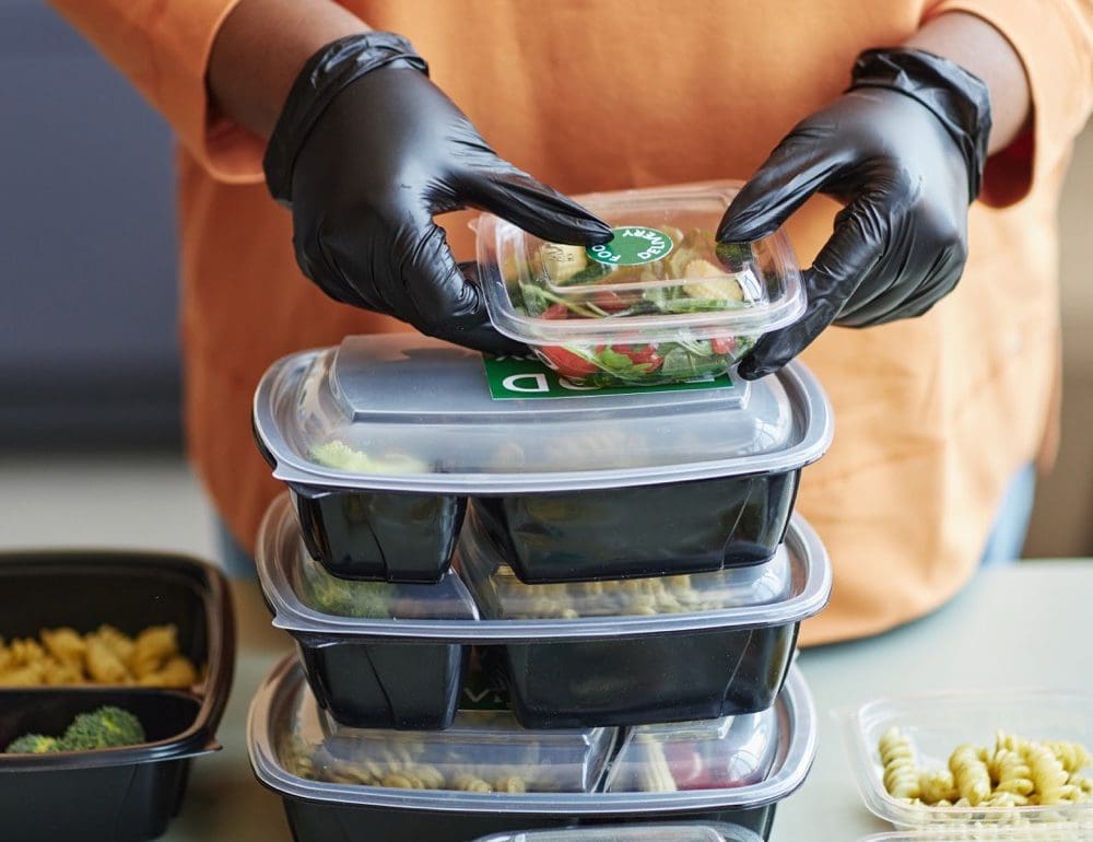 Hoe mealpreppen je tijd én energie bespaart tijdens een drukke werkweek