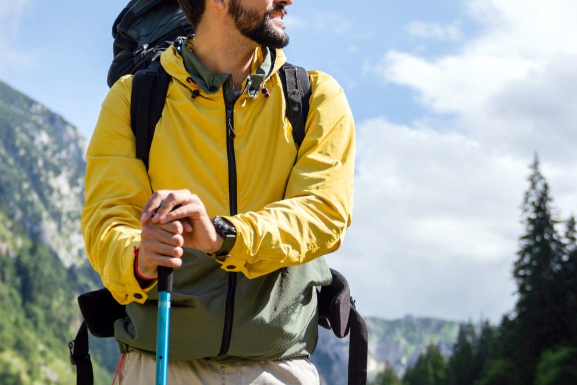 De voordelen van wandelen met een wandelstok