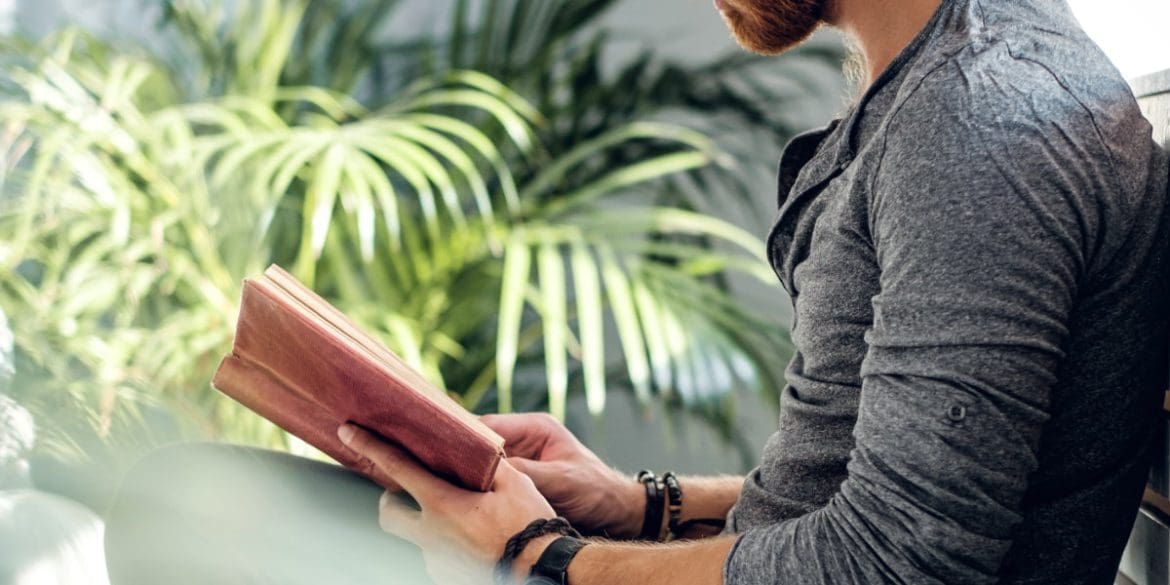 Waarom elke man baat heeft bij een leesroutine