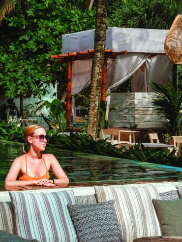 Transformeer je tuin tot een wereldse staycation met een loungeset voor reisliefhebbers
