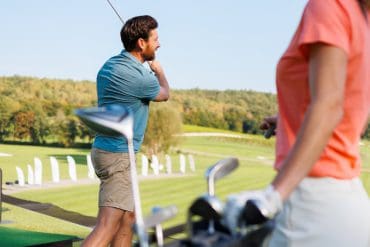 Waarom golf een verrassend goede activiteit is voor ontspanning en beweging